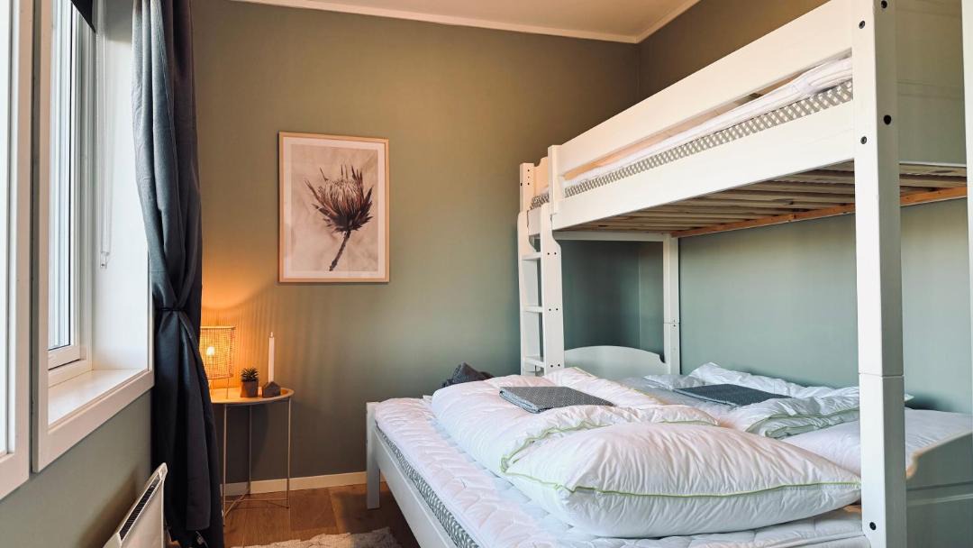 Photo of Bedroom in Leknes