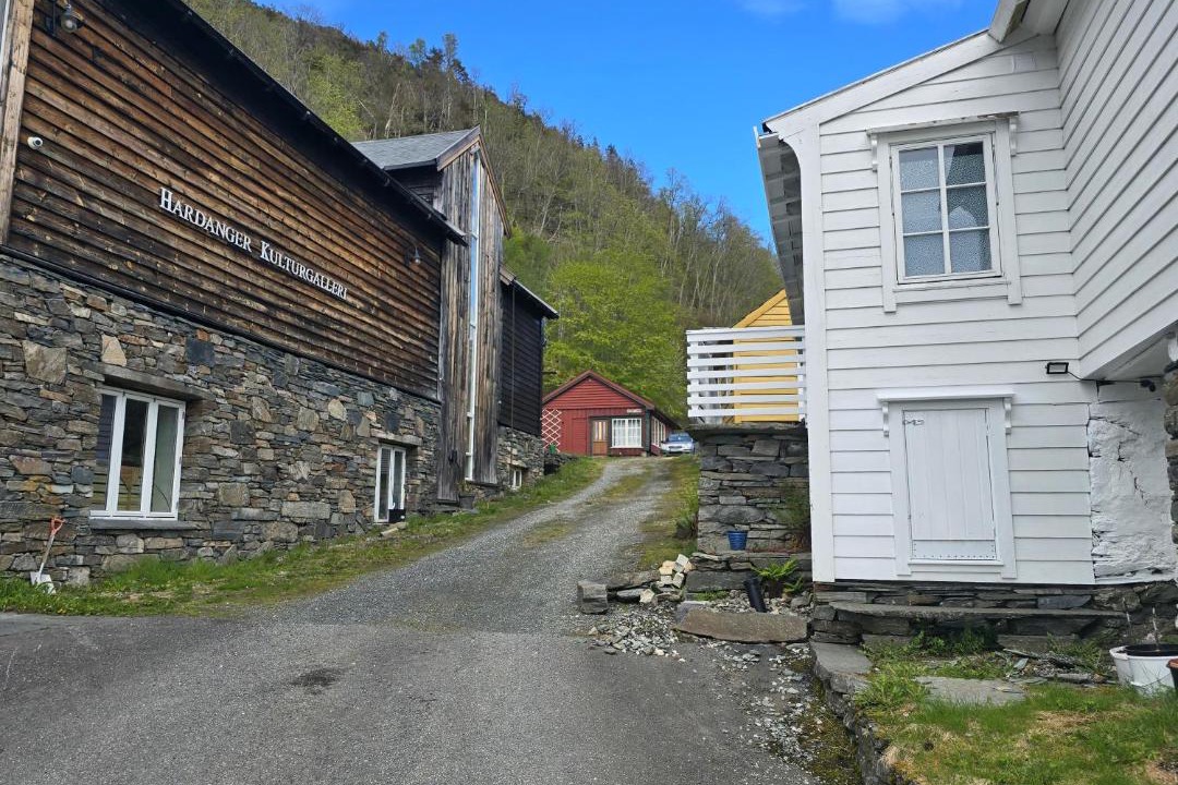 Photo of Buildings in Herand