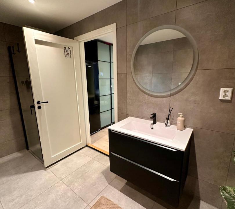Photo of Bathroom in Fet Municipality