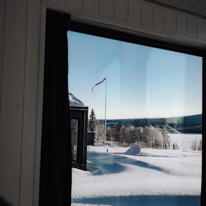 Photo of Others in Jorn