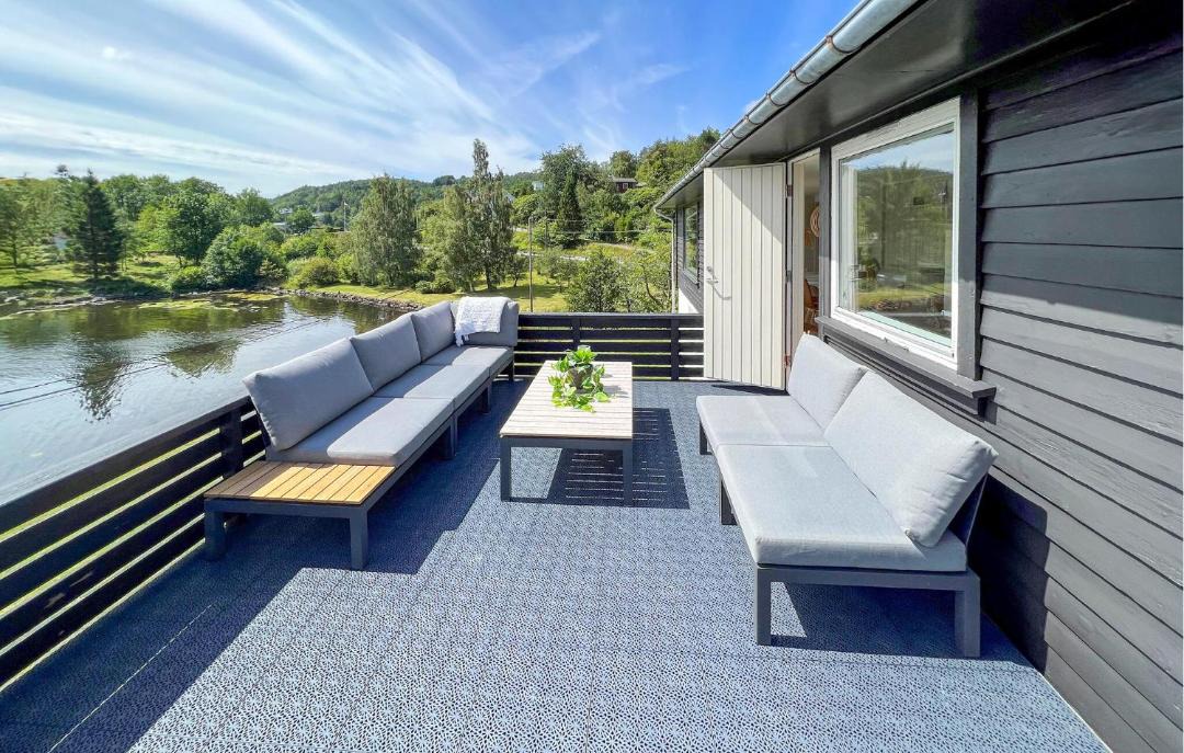Photo of Patio Balcony in Lyngdal