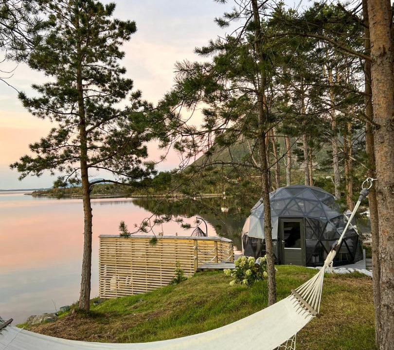 Photo of Others in Midsund
