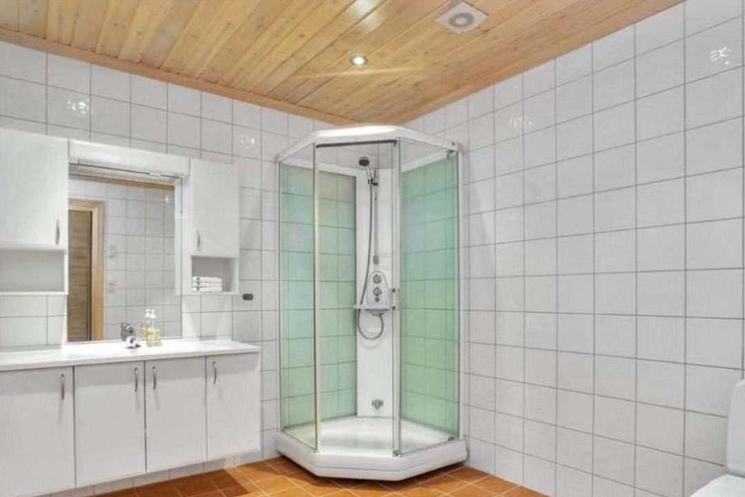 Photo of Bathroom in Aseral