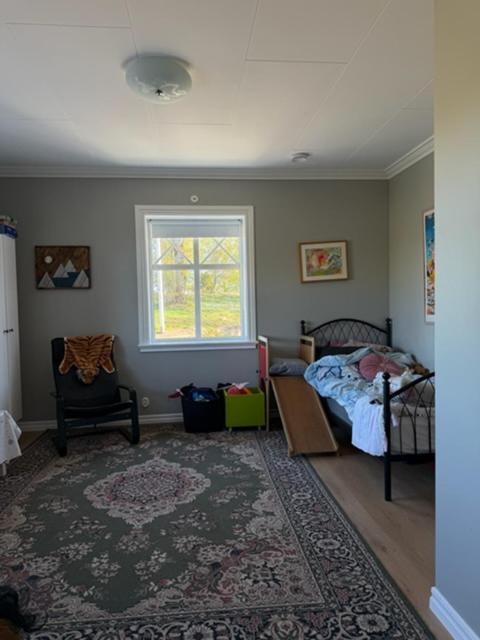 Photo of Others in Or