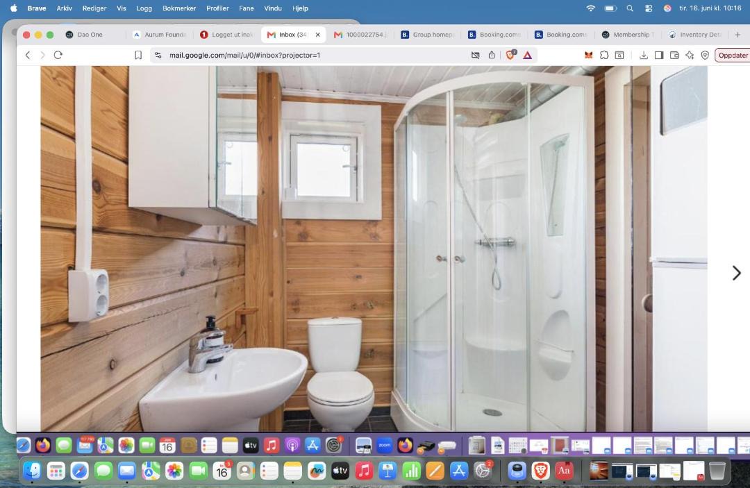 Photo of Bathroom in Are