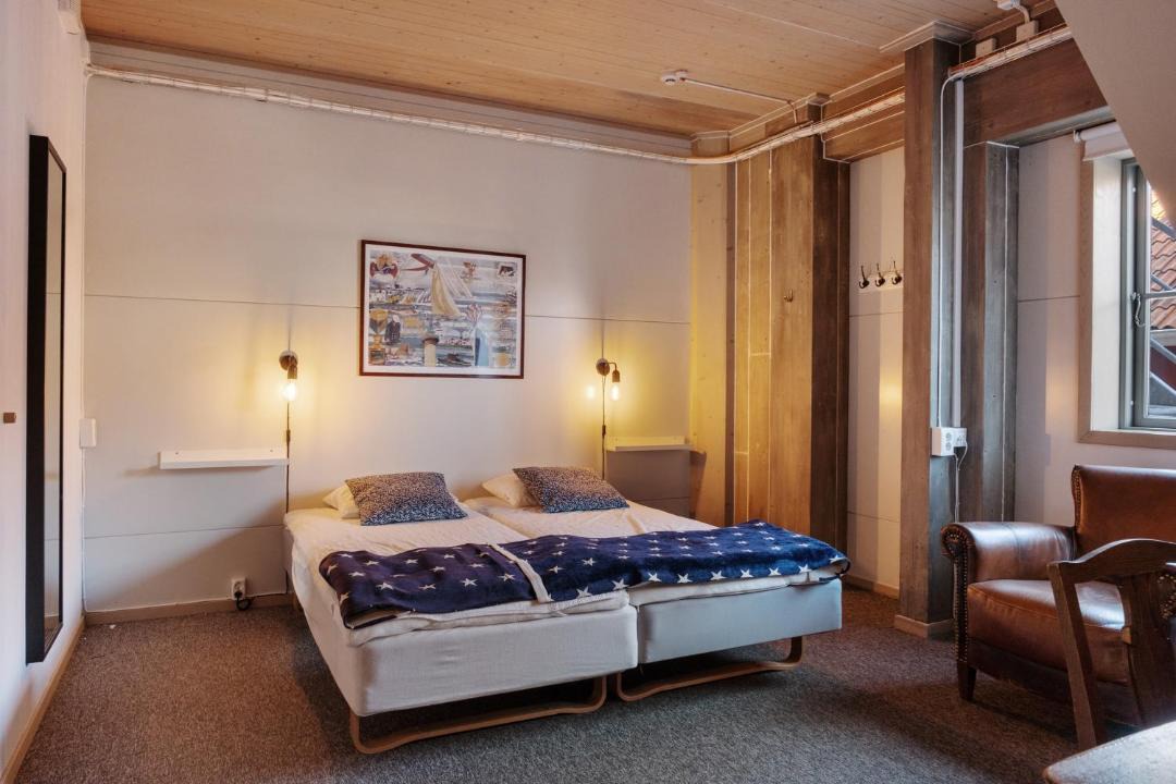 Photo of Bedroom in Karingon