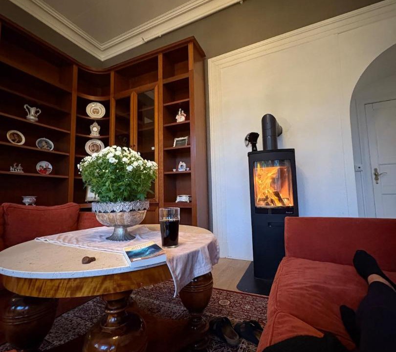 Photo of Livingroom in Ask