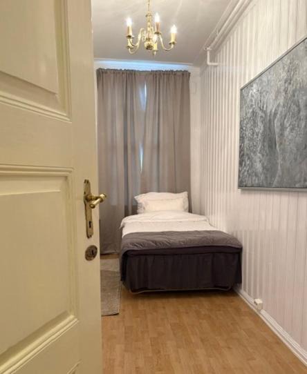 Photo of Bedroom in Ask
