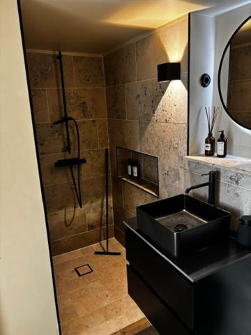 Photo of Bathroom in Taby