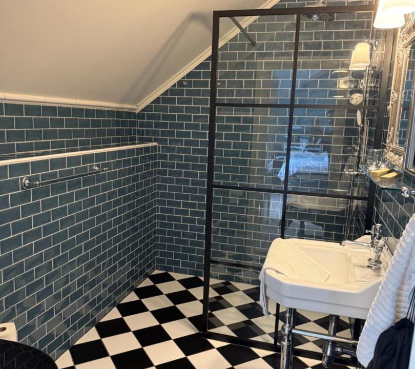 Photo of Bathroom in Foglo