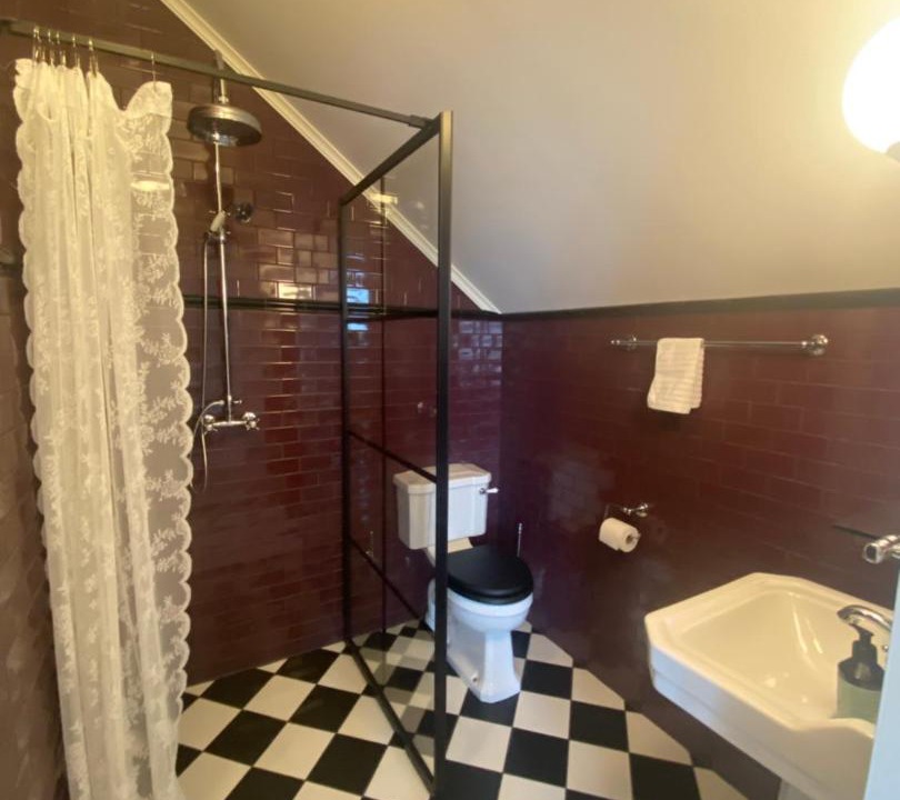 Photo of Bathroom in Foglo