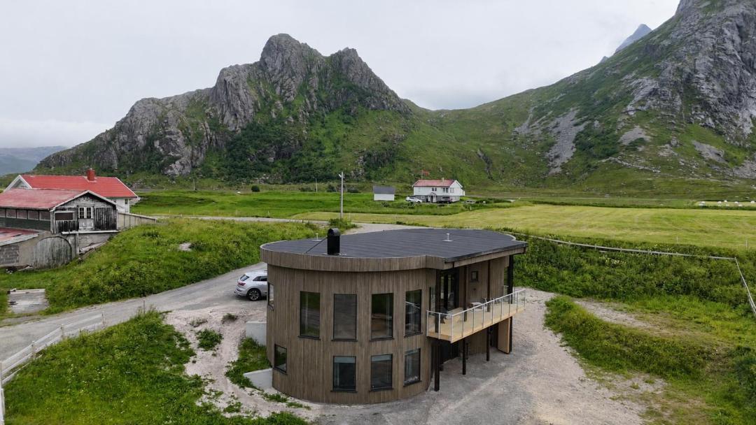 Photo of Buildings in Flakstad