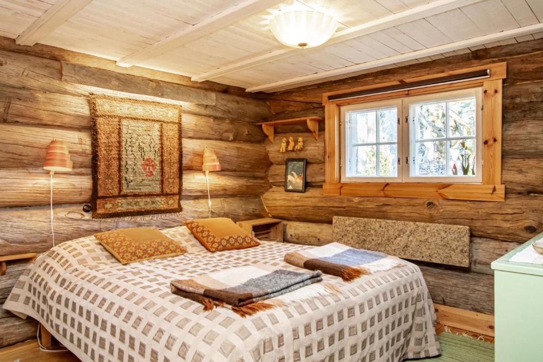 Photo of Bedroom in The Lakelands