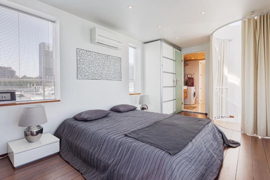 Photo of Bedroom in Lantinen District
