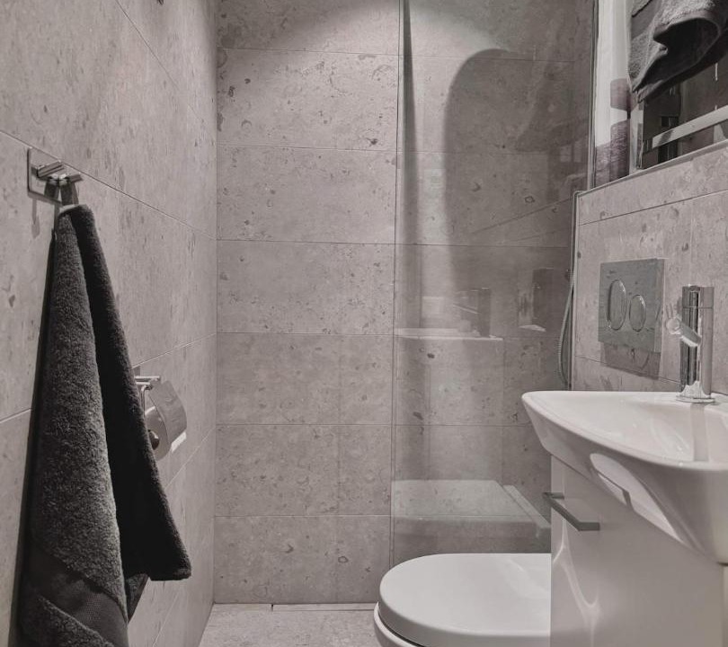 Photo of Bathroom in Are