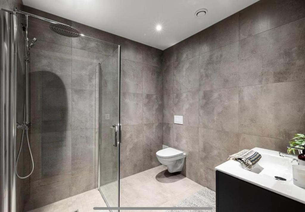 Photo of Bathroom in Fet Municipality