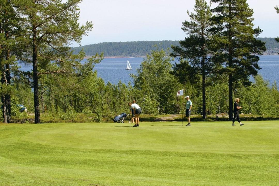 Photo of Others in Mjallom