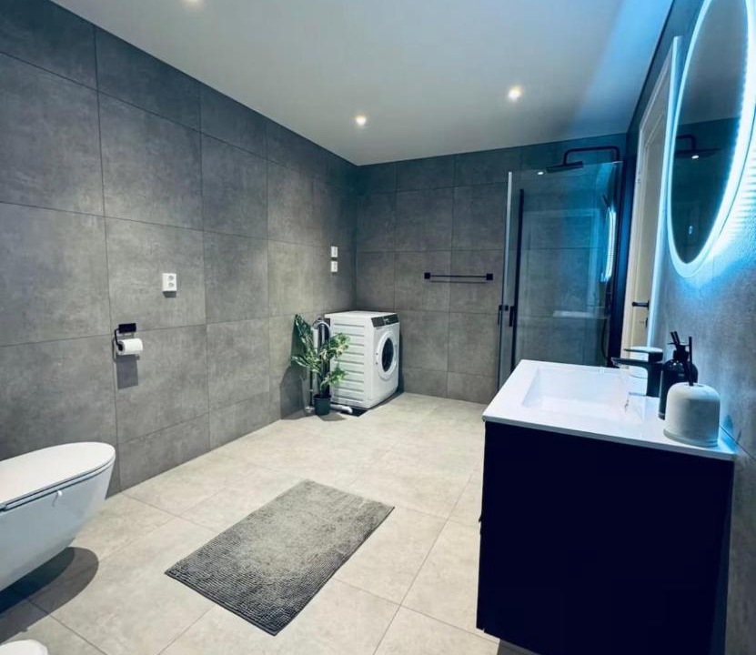 Photo of Bathroom in Fet Municipality