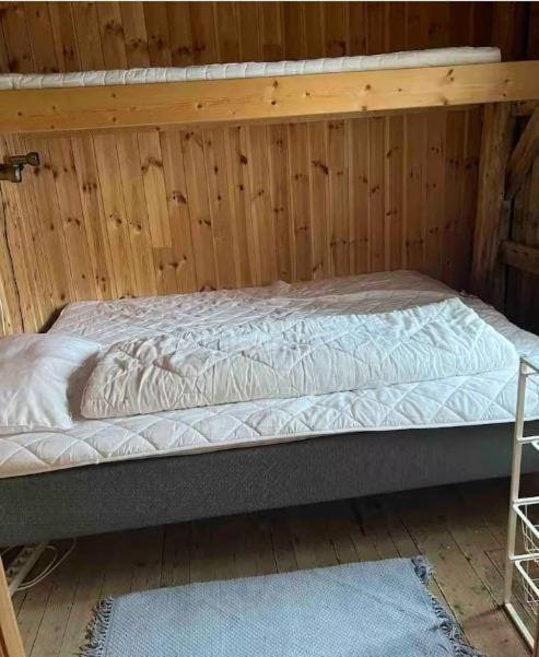 Photo of Bedroom in Flakstad