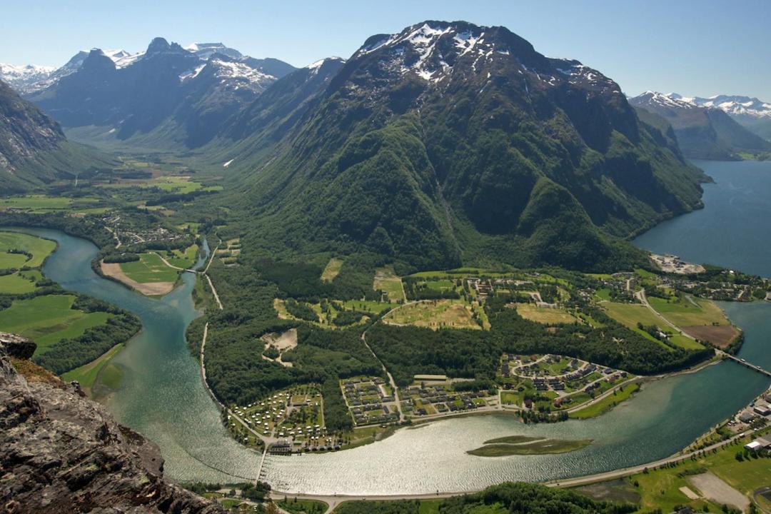 Photo of Others in Andalsnes