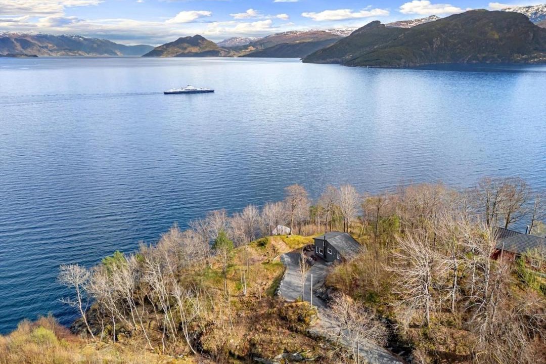 Photo of Others in Hardangerfjord