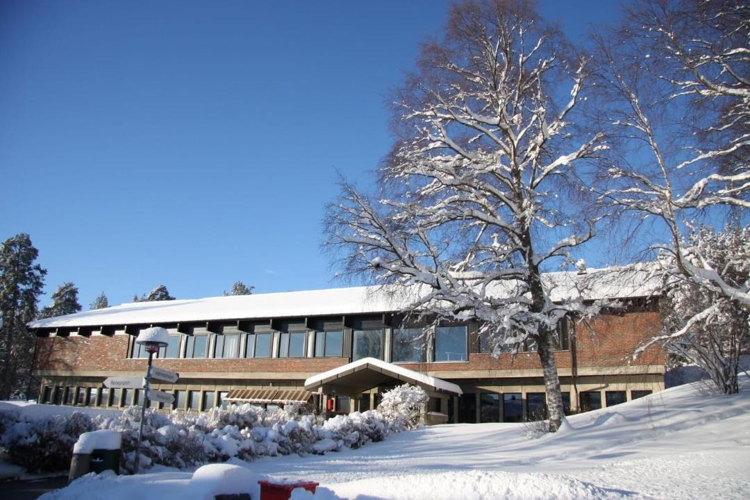 Photo of Others in Ski