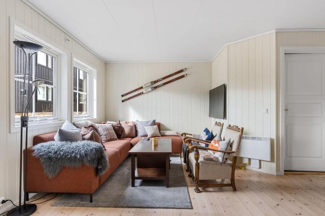 Photo of Others in Mælem