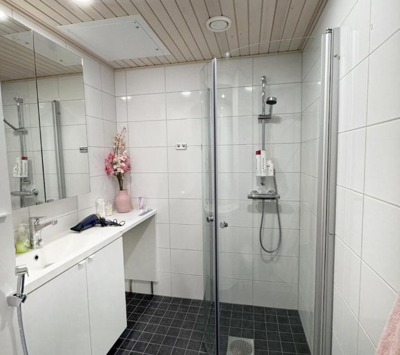 Photo of Bathroom in Keskinen District