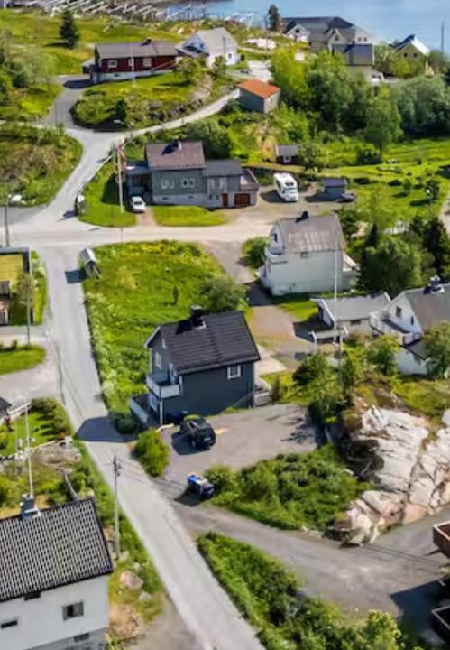 Photo of Others in Sørvagen