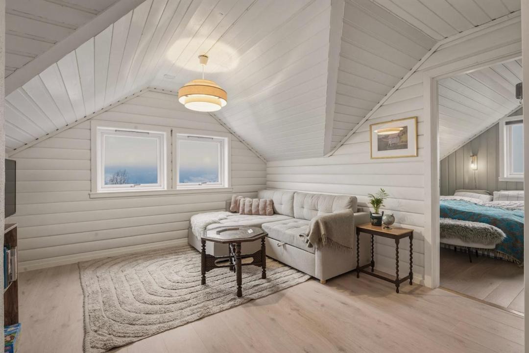 Photo of Bedroom in Asane