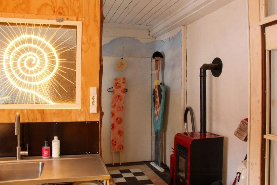 Photo of Others in Broby