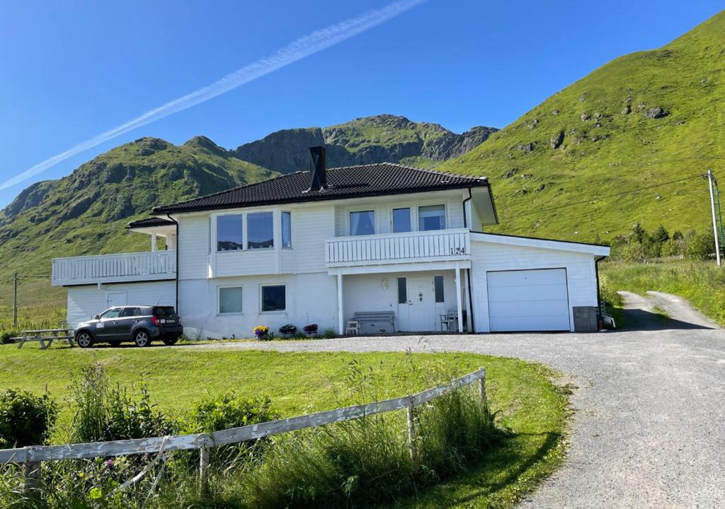 Photo of Others in Flakstad