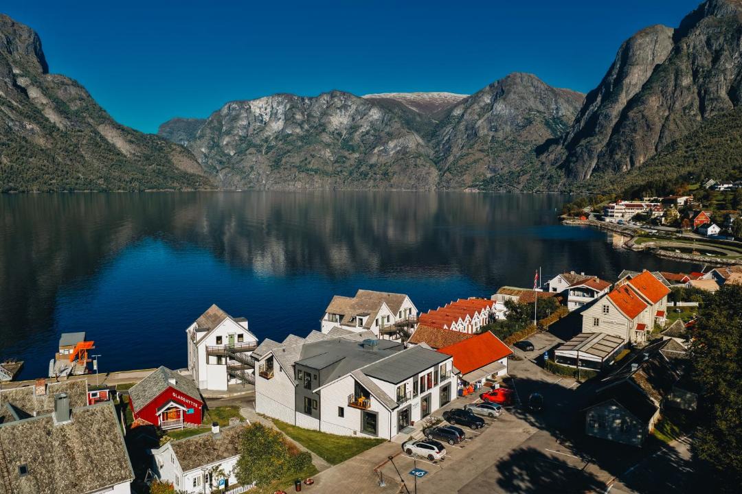 Photo of Others in Aurland