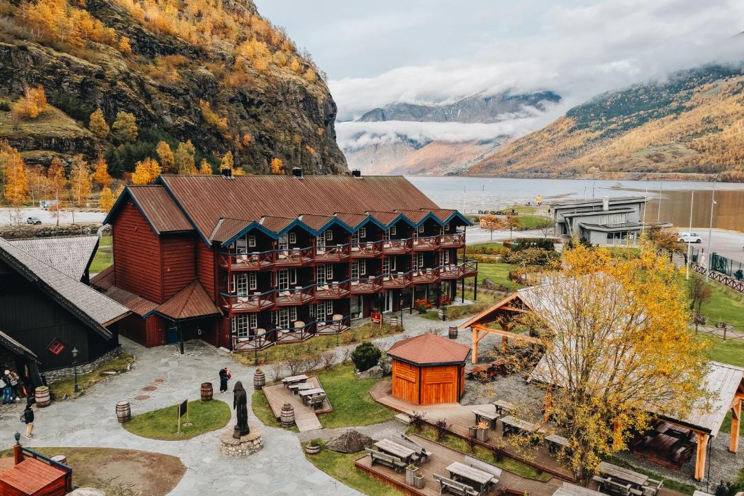 Photo of Others in Flam