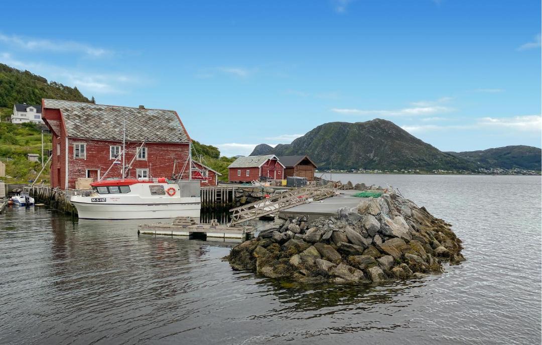 Photo of Buildings in Heroy