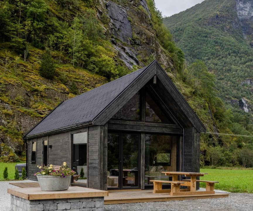 Photo of Others in Flam