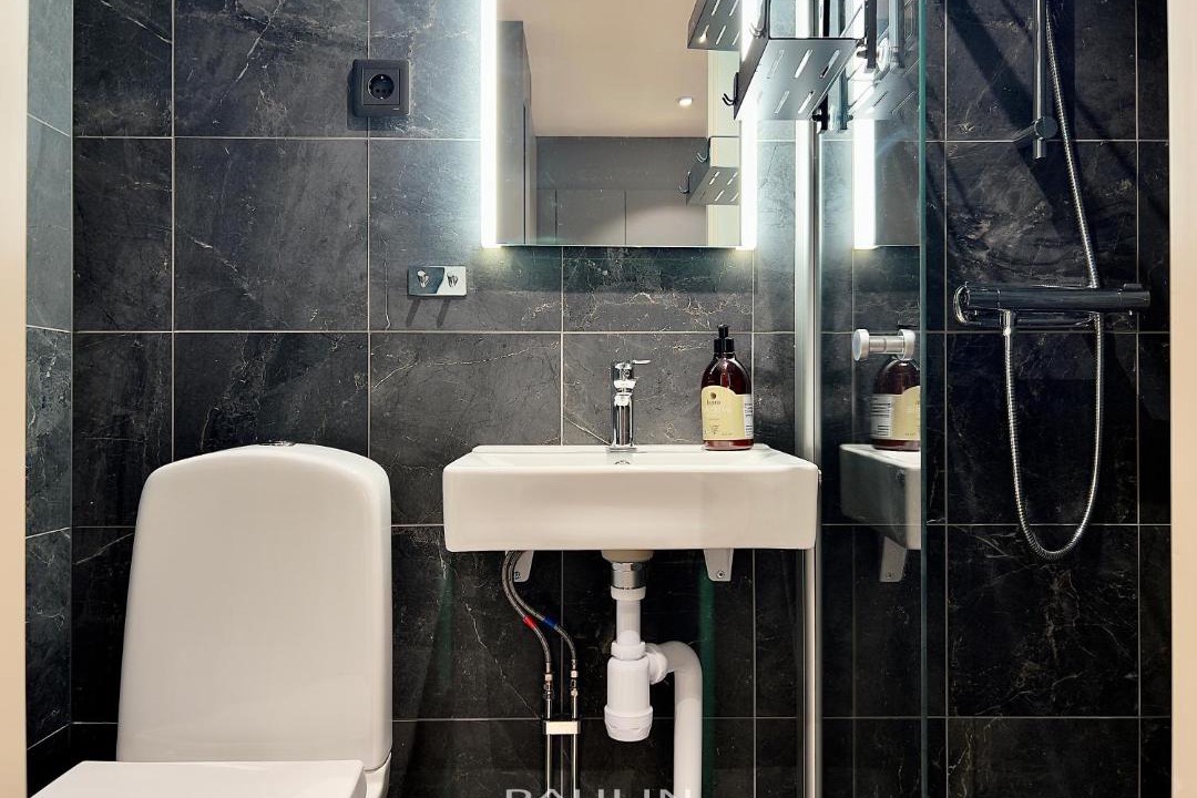 Photo of Bathroom in Salen
