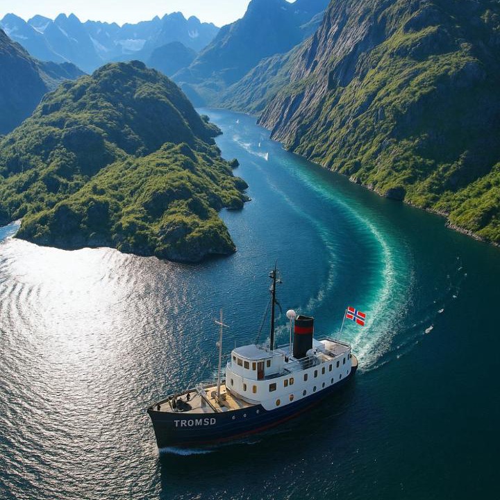 Photo of Others in Svolvaer