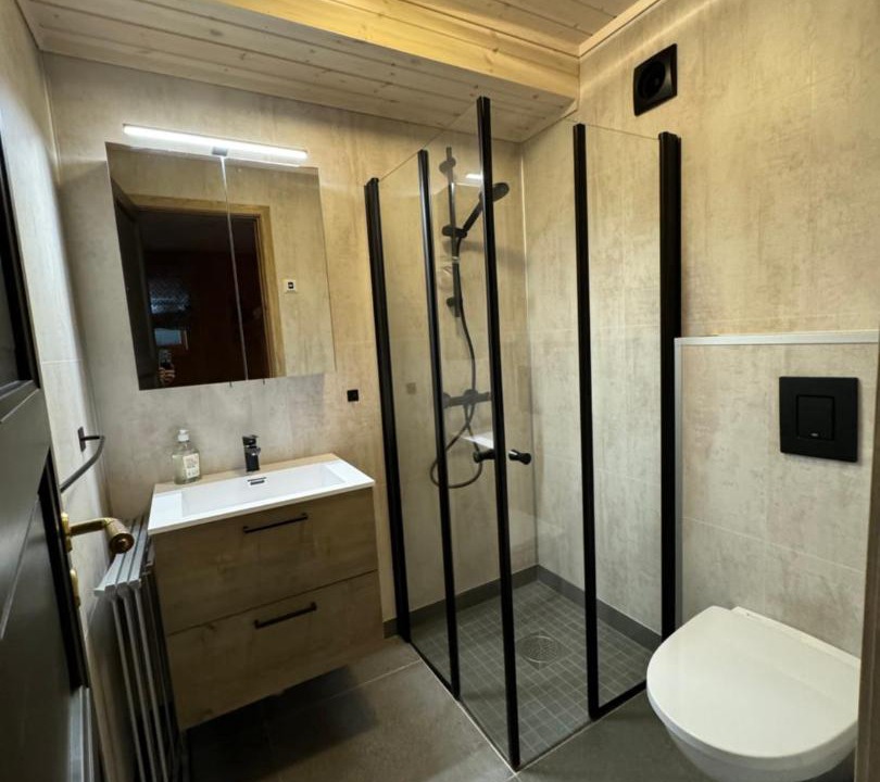 Photo of Bathroom in B