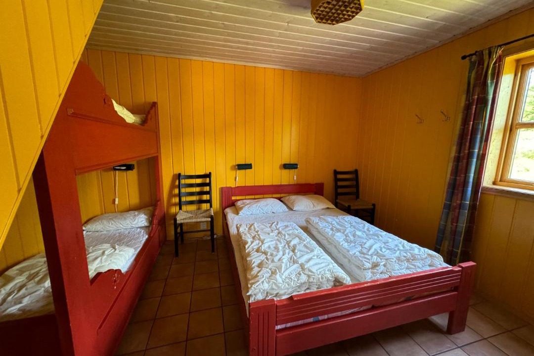 Photo of Bedroom in B