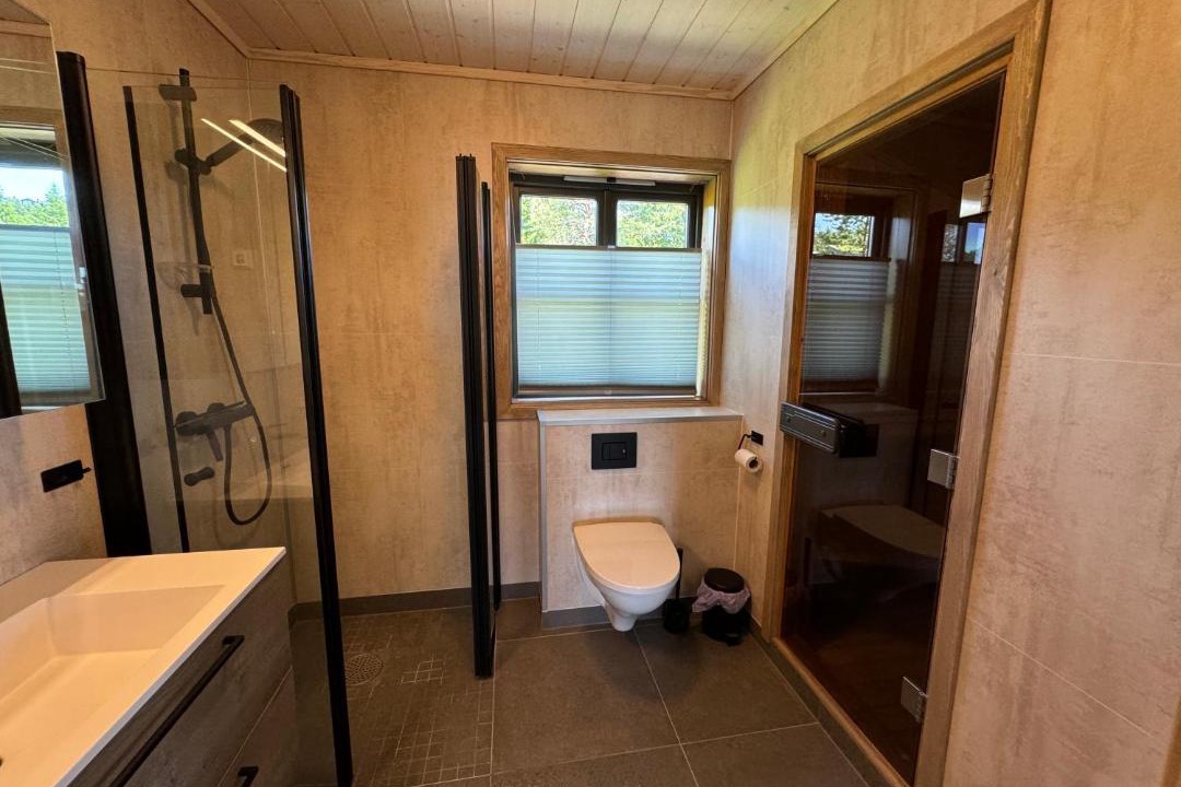 Photo of Bathroom in B
