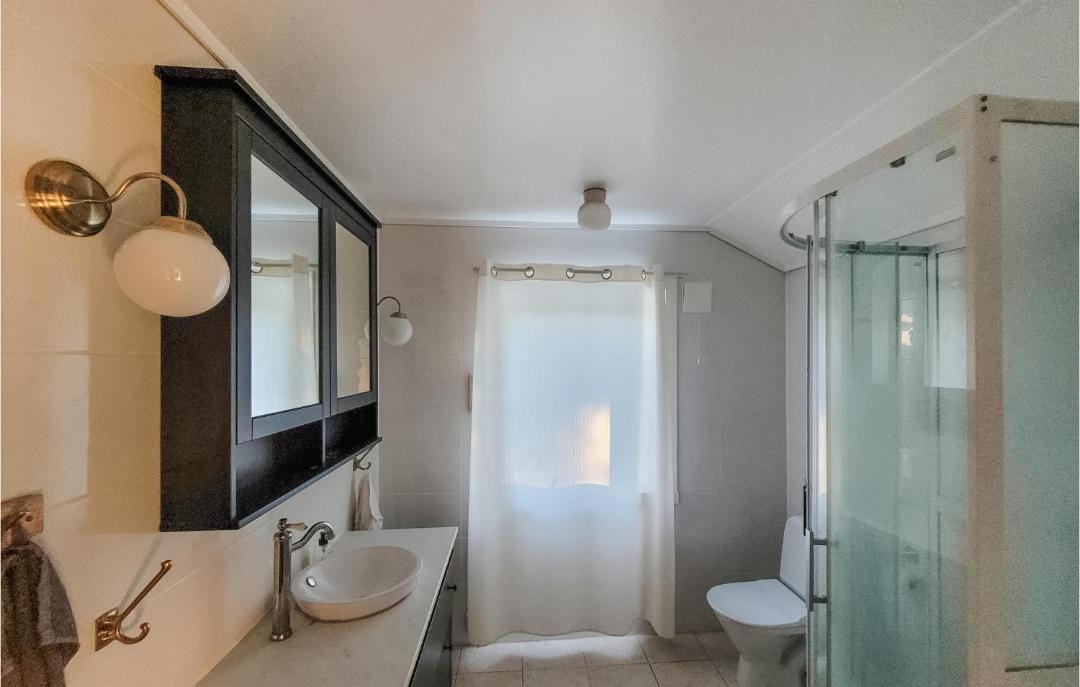 Photo of Bathroom in Kvinnherad