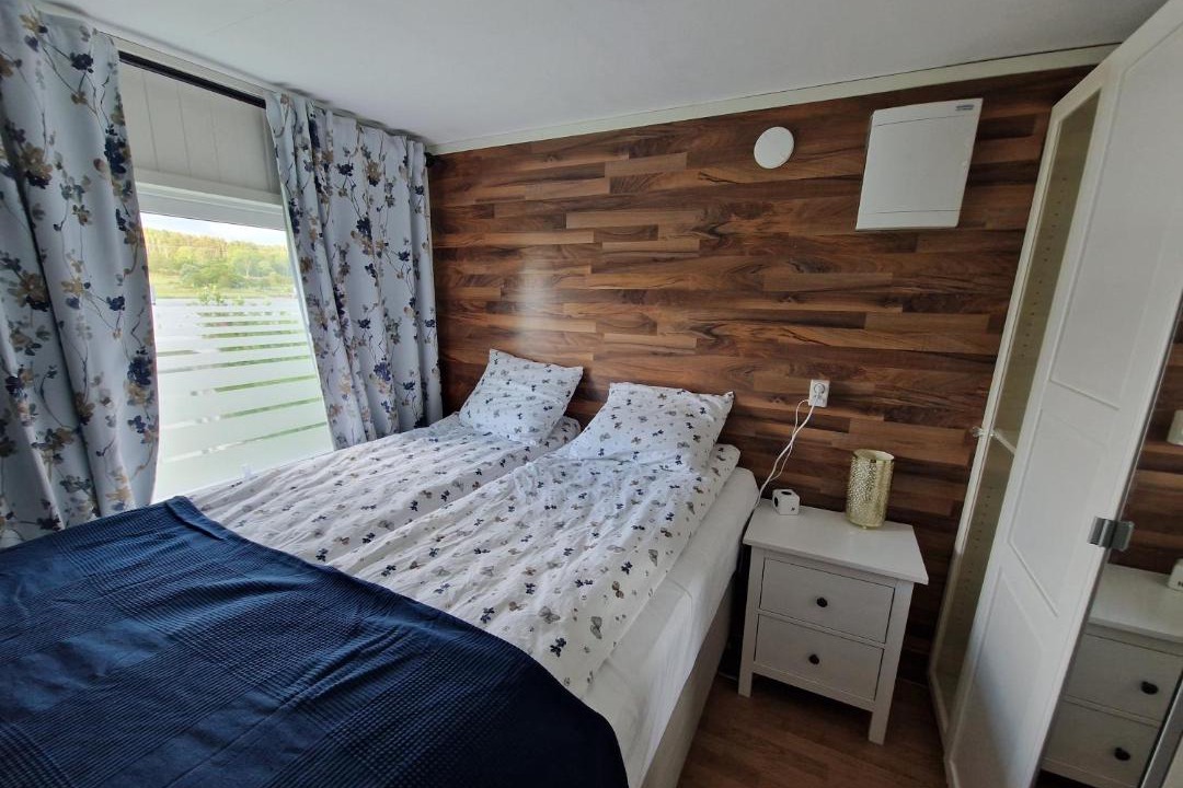 Photo of Bedroom in Tega