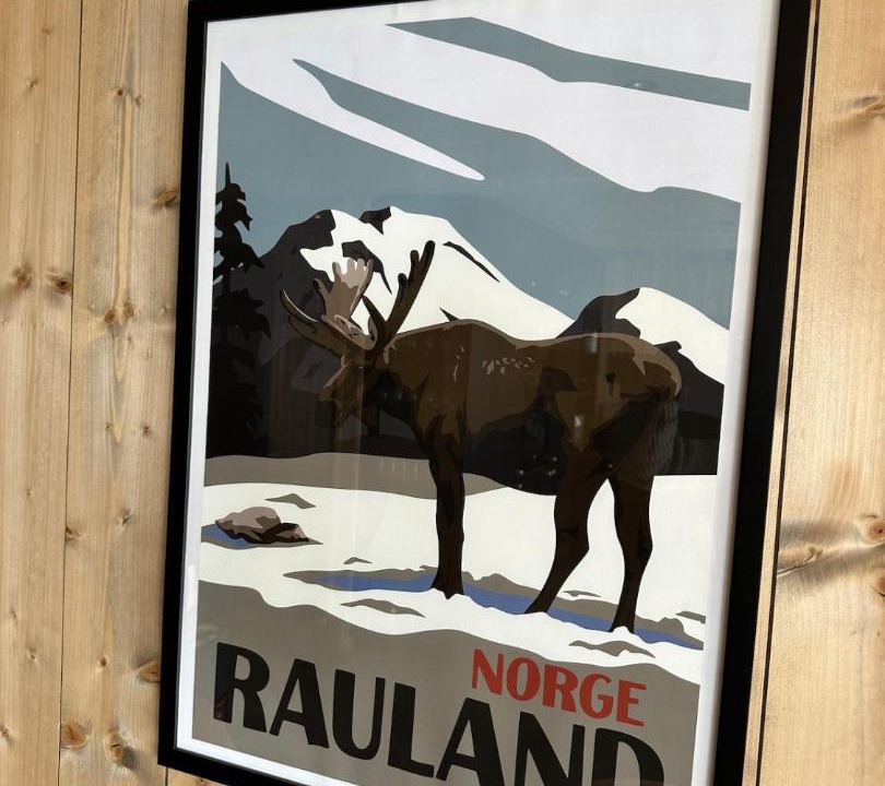 Photo of Others in Rauland