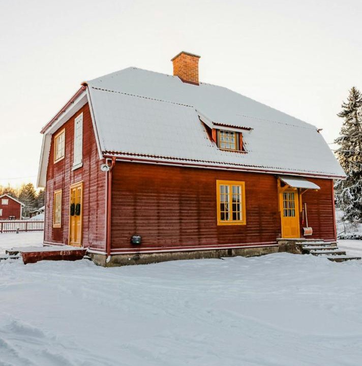 Photo of Others in Mora