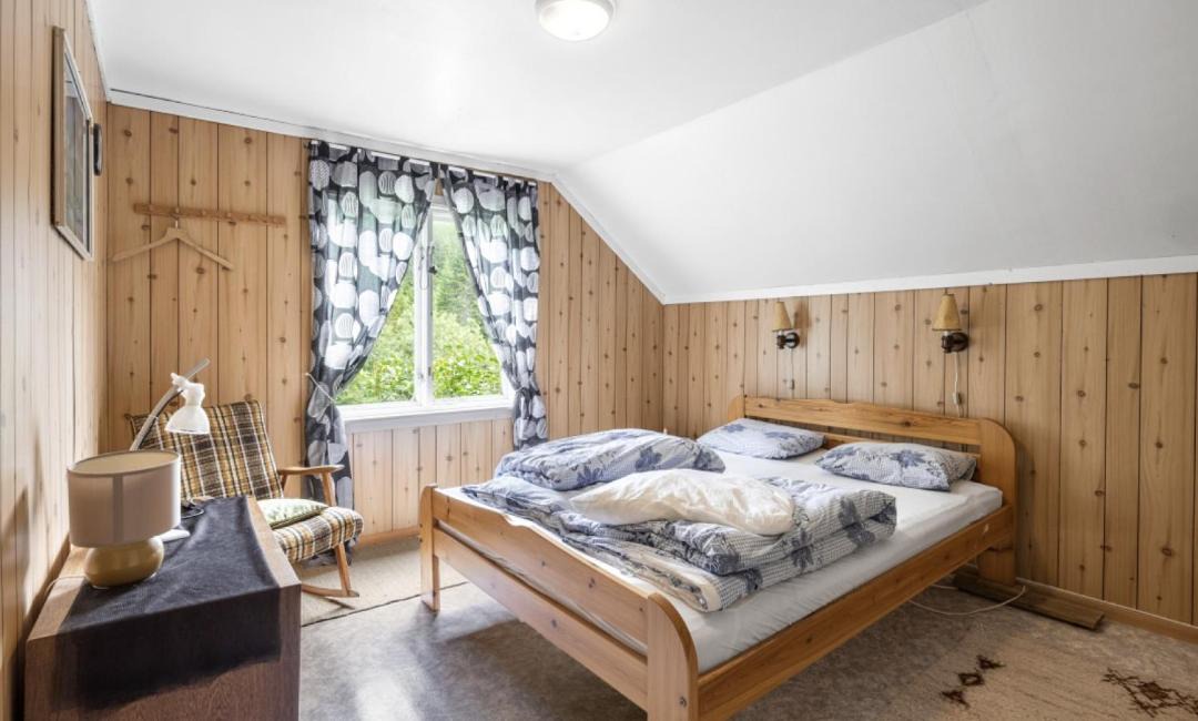 Photo of Bedroom in Naeroy