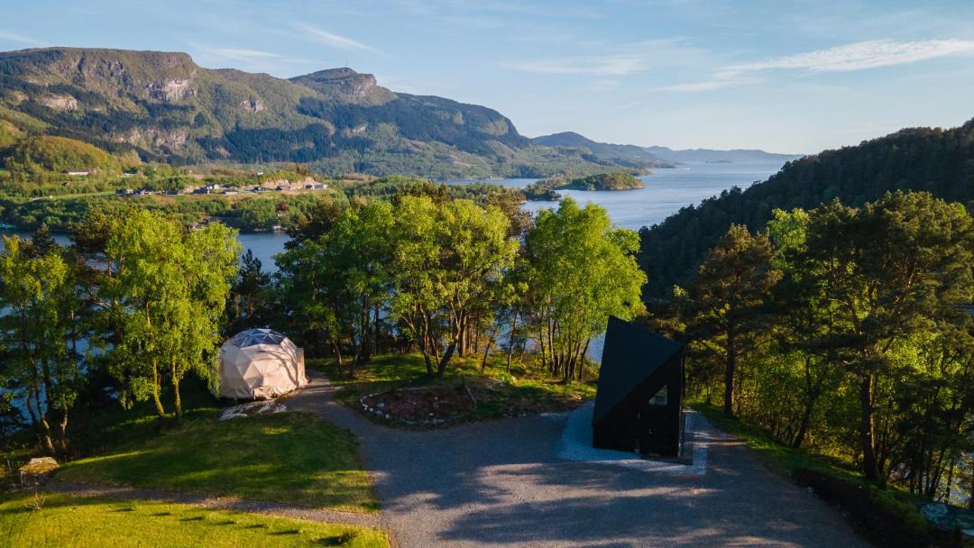 Photo of Others in Hjelmeland