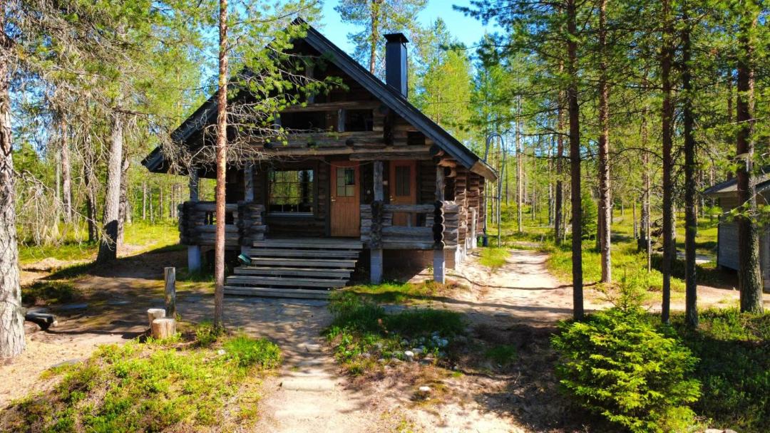 Photo of Others in Hossa