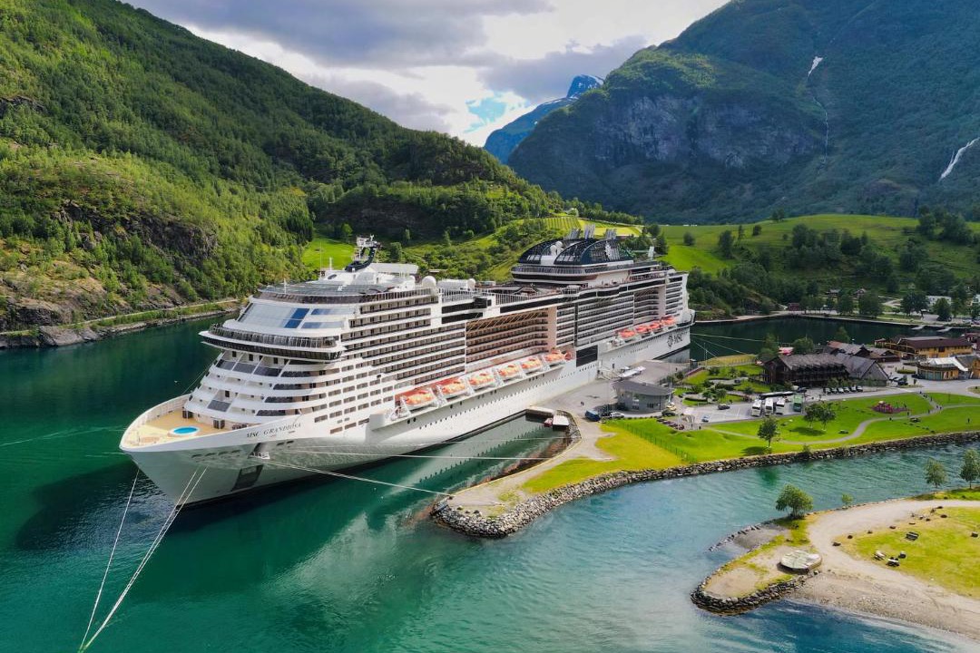 Photo of Others in Flam