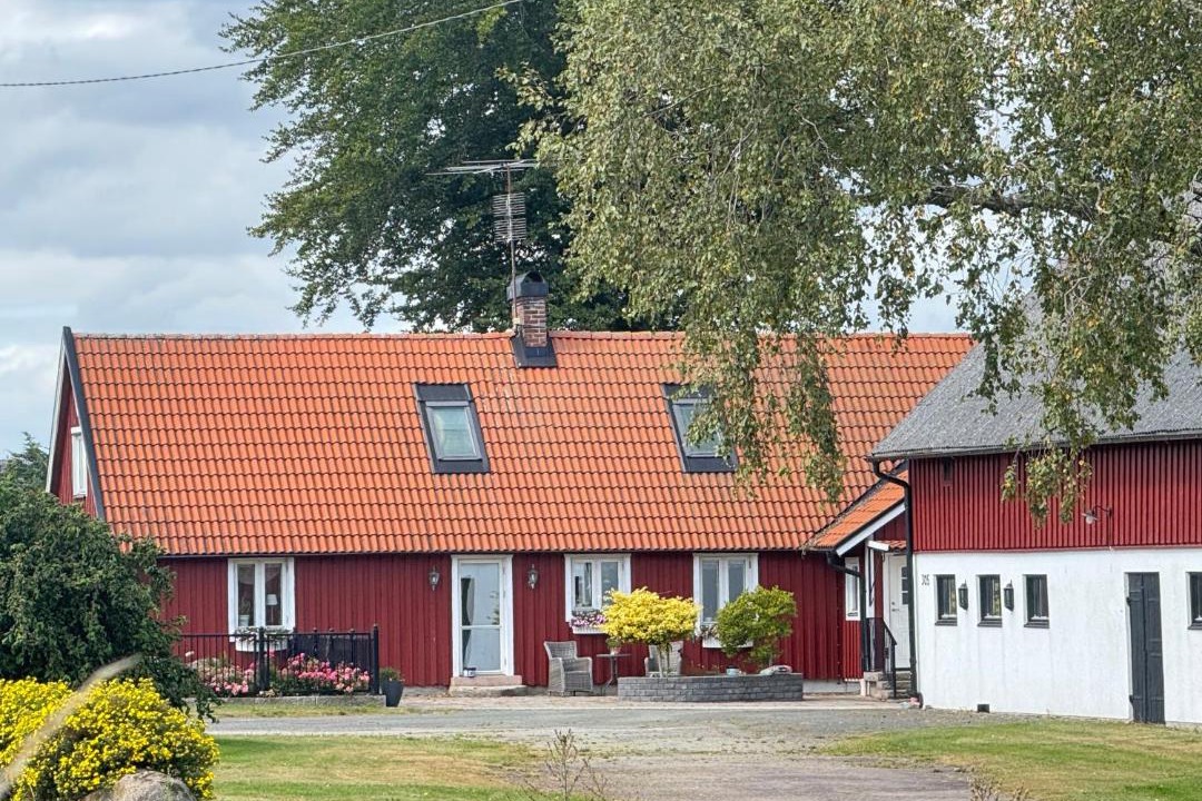 Photo of Others in Hoor